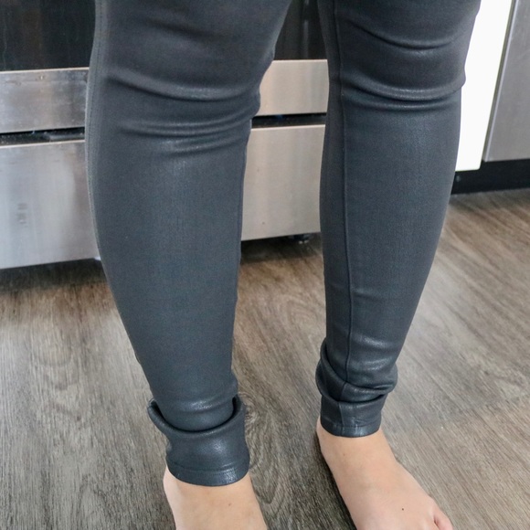 CITIZENS OF HUMANITY | Rocket Wax Coated Skinny Jeans, Meteorite ✨ - Picture 6 of 7